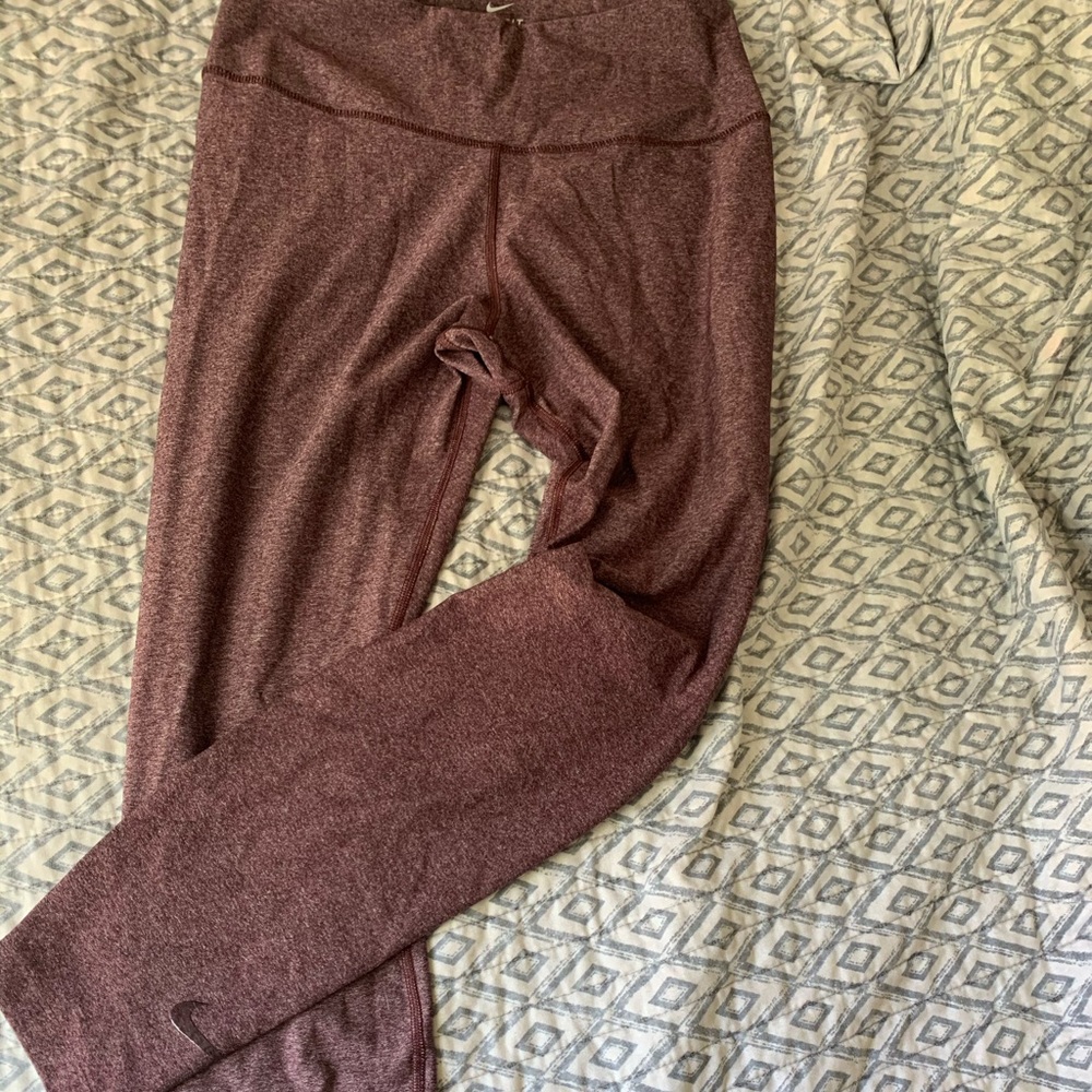 Women’s NIKE yoga pants